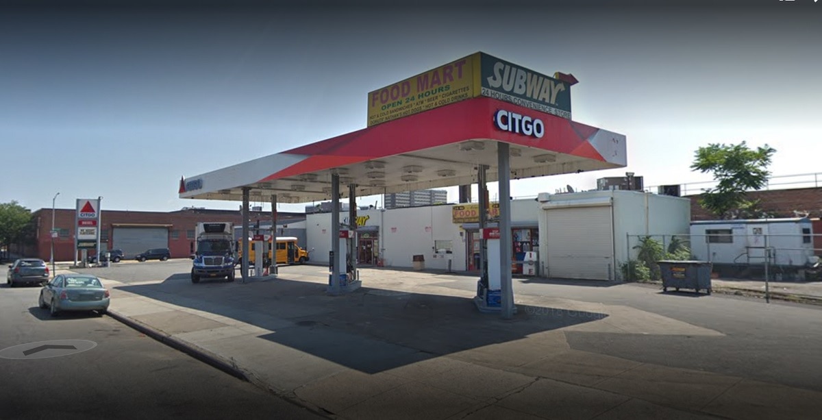 Arnold's Service Station, la station essence où la grille gagnante a été jouée