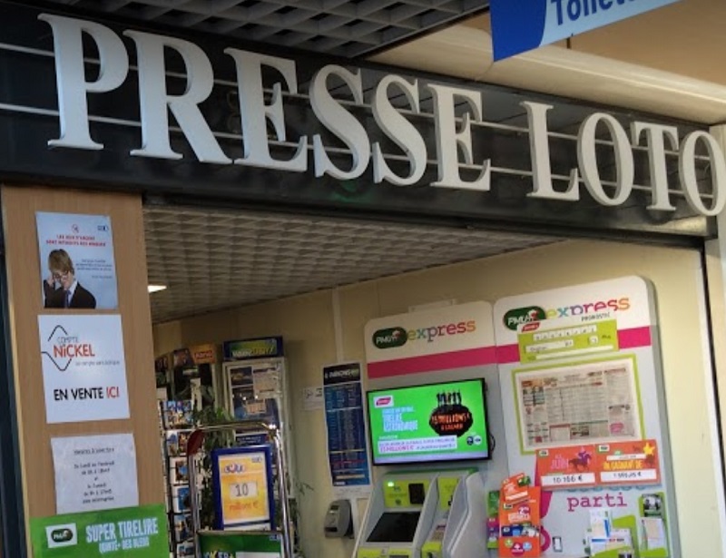 Tabac Presse à Erstein