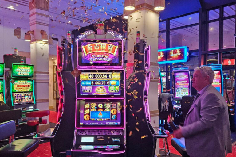 Casino de Menton : elle joue seulement quelques minutes et remporte un jackpot de 47 000€