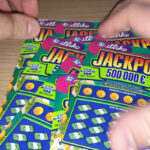 Jackpot FDJ : un ticket à 500 000€ gratté à la Bresse dans une pochette cadeau !