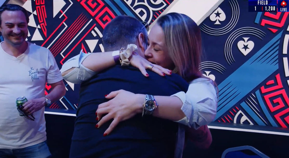 Derk Van Luijk et sa femme enceinte de son 3e enfant après la victoire du Main Event de cet EPT Monte Carlo