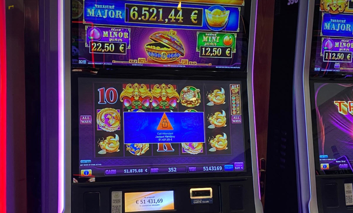 L'écran de la machine à sous du casino de Bagnoles de l'Orne avec le gain de 51 000€ associé