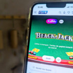 40 000 € à Black Jack : dans le Finistère, un joueur régulier touche le jackpot en grattant