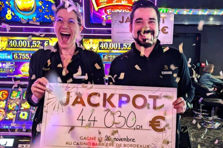 Jackpot au Casino de Bordeaux : un quadragénaire empoche plus de 44000€ et envisage de voyager !