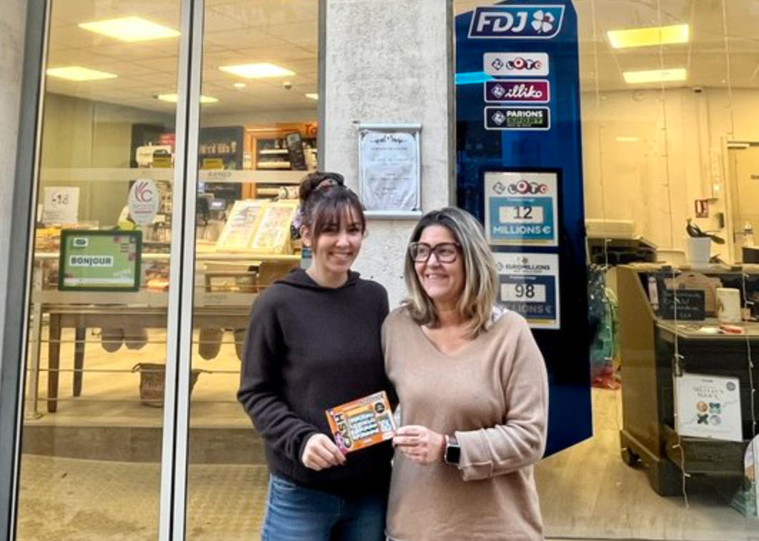 Les gérants du bac tabac les Trois Colonnes de Lunel