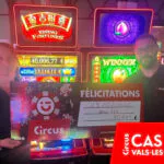 Casino de Vals-les-Bains : 70 614 € pour un jeune retraité et 118 000 € au total pour les clients !