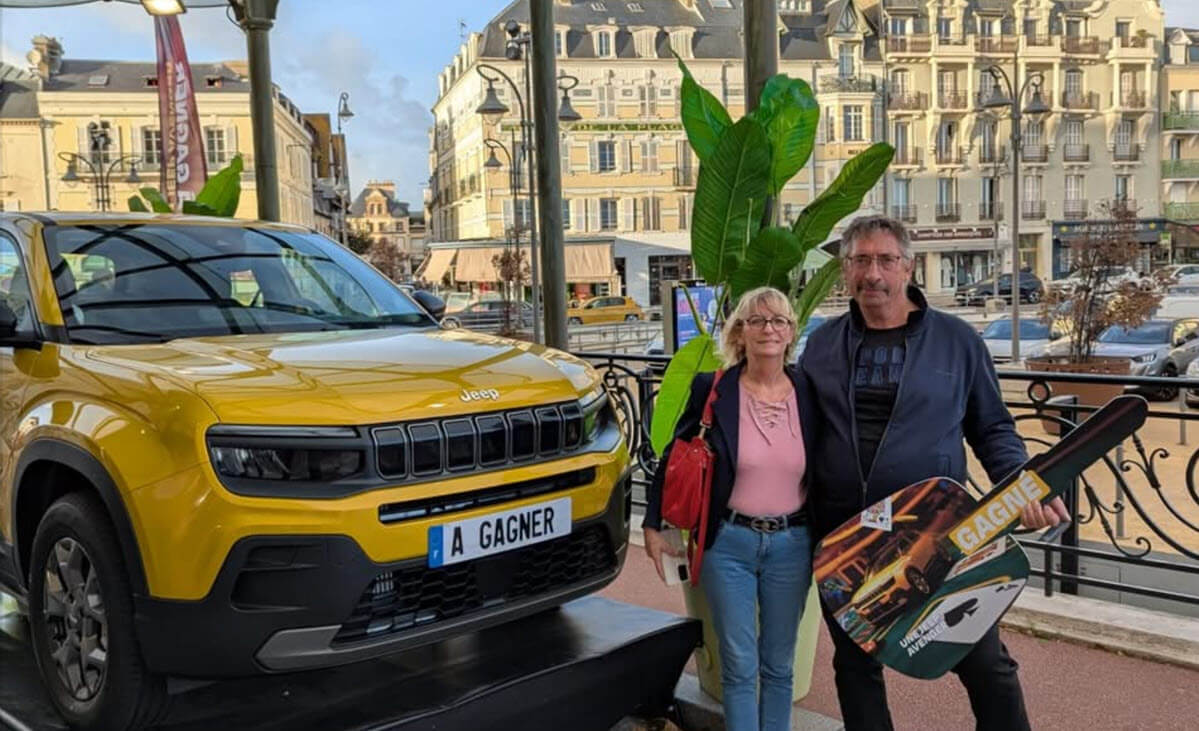 Une voiture remportée, Jeep par un couple de joueurs au Casino de Trouville-sur-Mer