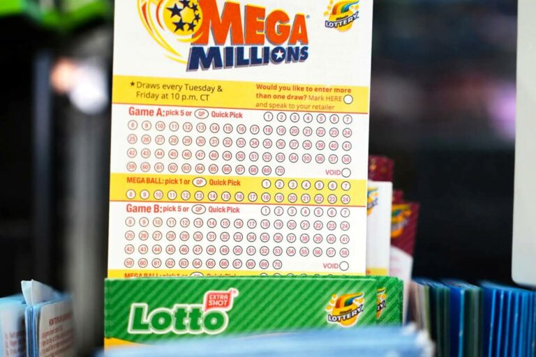MegaMillions : à deux doigts du milliard, ce joueur de Géorgie rafle 980 millions de dollars, un record