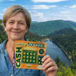 FDJ : une joueuse charmée par un ticket Cash remporte 500 000€ dans les Vosges à Charmes