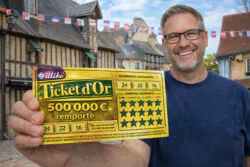 FDJ : « Je pensais avoir perdu », un Caennais gratte un Ticket d’Or et repart avec 500 000€