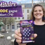 FDJ : « Elle était très surprise », une niortaise remporte 25 000 € au jeu de grattage Solitaire