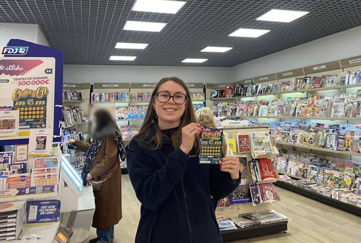 Presse Leclerc : une salariée avec un ticket Chiffre d'Or victorieux dans ce point de vente FDJ